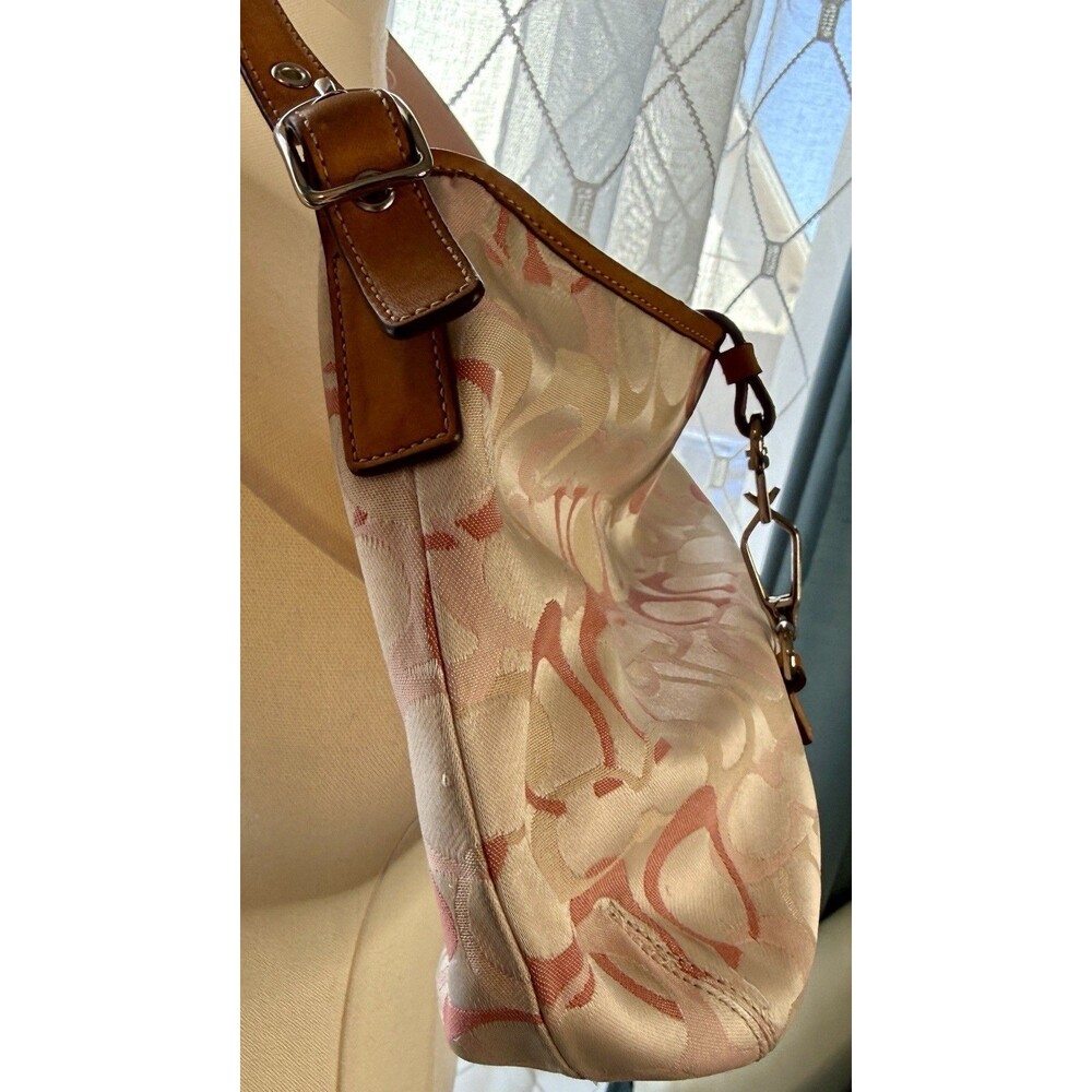 Coach Hamptons Optic Signature Clip Hobo Bag 7028 Pink Pastel Vintage Purse READ - Picture 16 of 16